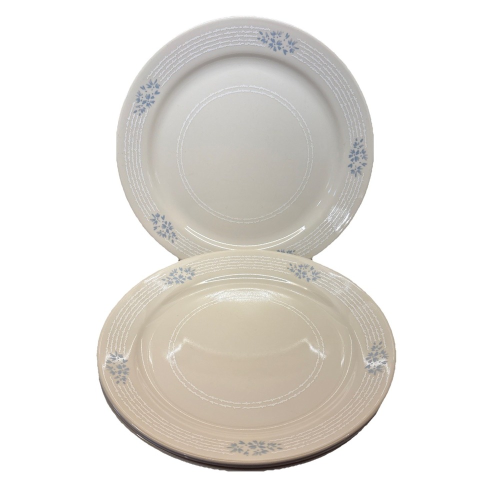 Corelle Lace Bouquet Dinner Plates Ivory Blue Floral  EUC Set of 4